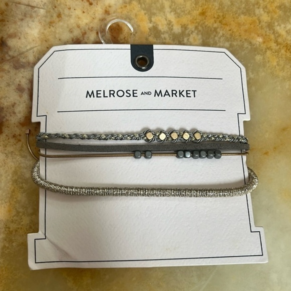 Bundle of 4 pcs of Custom Jewelry Bracelets adjustable from 7” to 8” inches
